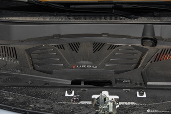 2017款DX7 2.0T手动运动豪华型