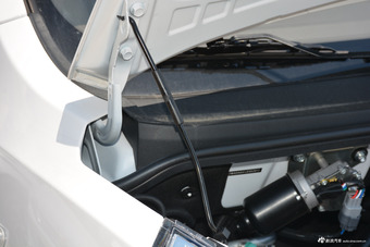 2016款五菱荣光V 1.2L手动实用型