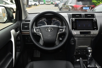2018款普拉多3.5L自动TX-L NAVI后挂备胎
