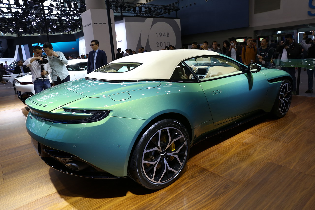 DB11