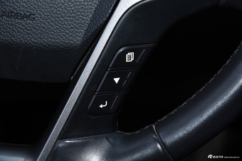 2013款格锐2.2T自动 7座四驱舒适型