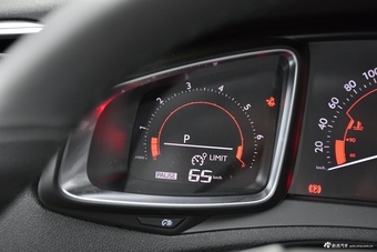 2017款DS 6 1.6T自动豪华版THP160