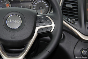 2016款自由光2.0L自动智能版