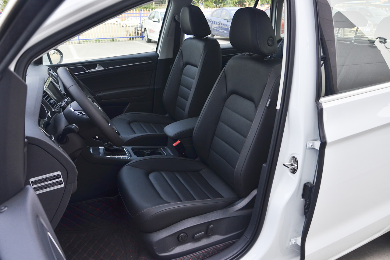 2016款高尔夫·嘉旅1.4T自动豪华型280TSI