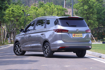 2018款宝骏360 基本型