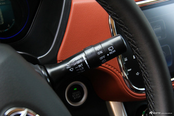 2016款北汽幻速S3L 1.5L手动尊贵型