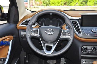 2015款DX7 1.5T自动精英型