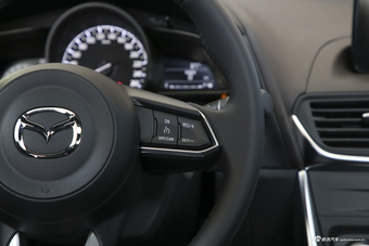 2018款马自达CX-4 2.0L自动两驱蓝天品位版