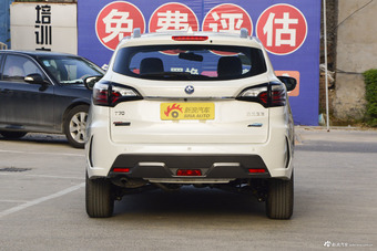 2018款启辰T70 2.0L自动睿享版