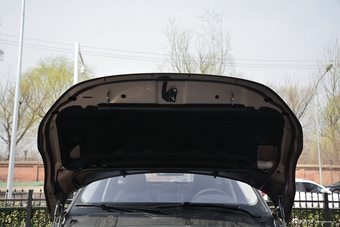 2017款揽胜极光2.0T自动PURE风尚版