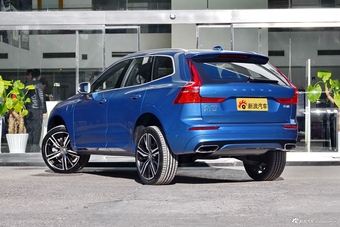 2018款沃尔沃XC60新能源2.0T自动T8 E驱混动智尊豪华版