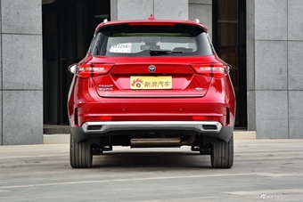 2018款君马S70 1.5T自动旗舰运动型