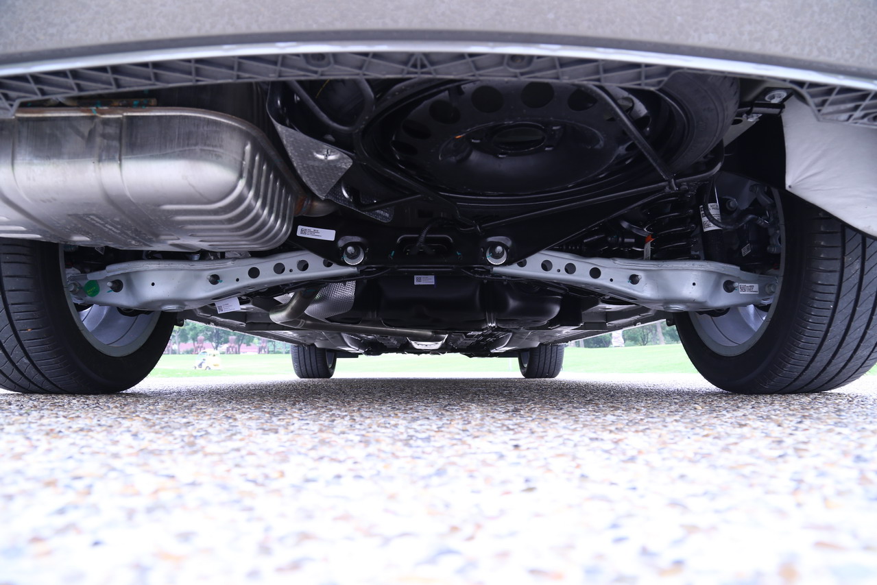 2018款别克GL6 1.3T自动18T尊贵型6座