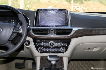 2016款传祺GA8 2.0T自动豪华版320T