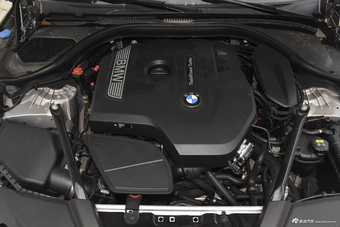 2018款宝马5系改款2.0T自动530Li尊享型豪华套装