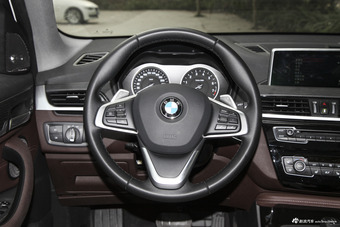 2018款宝马X1 2.0T自动xDrive25Li豪华型