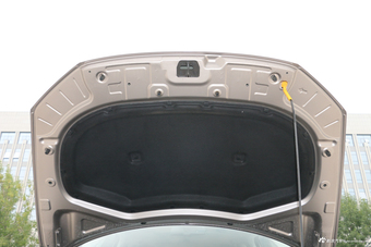 2018款宝沃BX6 2.0T自动28T 四驱GT至酷型