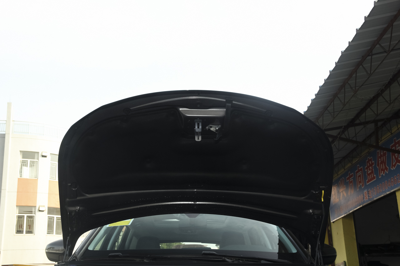 2017款标致4008 1.6T自动350THP精英版