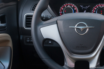  2018款福美来F5 1.6L手动经典版