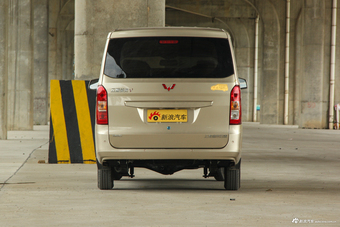 2016款五菱荣光V 1.5L手动标准型