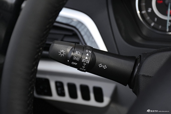 2017款V5菱致1.5L手动新贵型