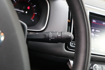 2017款雪铁龙C6 1.8T自动豪华型