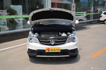 2016款宝骏730 1.5L手动超值版 7座