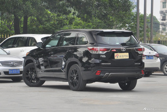 2017款汉兰达2.0T自动四驱炫黑限量版7座