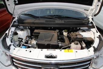 2015款凯翼C3 1.5L手动金钻型