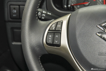 2015款吉姆尼1.3L自动Mode3导航版