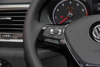 2017款途昂2.0T自动四驱豪华版380TSI