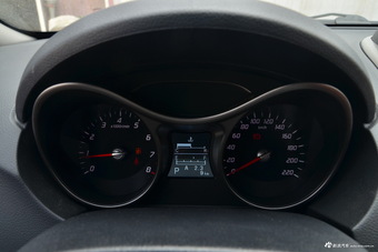 2017款海马S5强动力版1.5T自动旗舰型