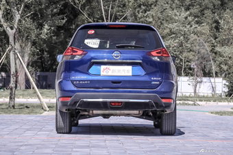  2017款奇骏2.5L自动CVT七座领先版 4WD