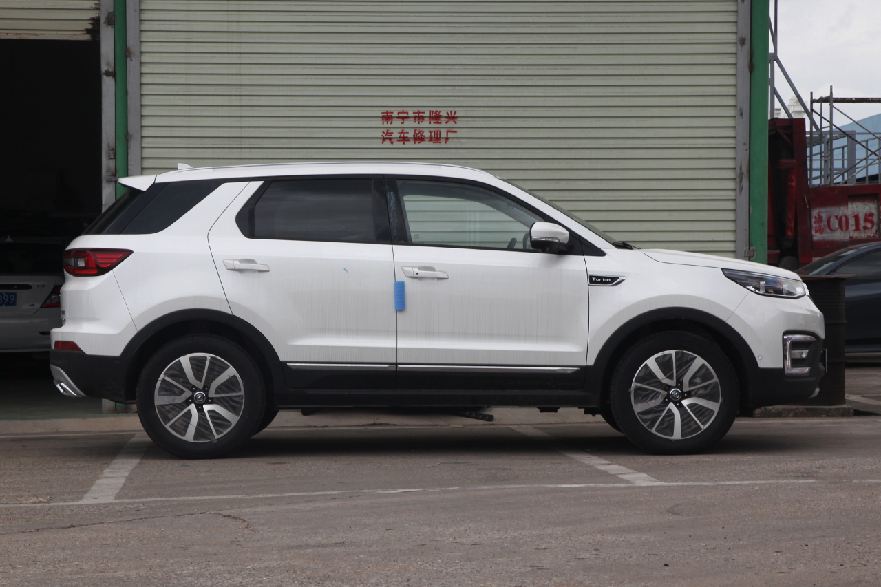 2017款长安CS55 1.5T自动炫耀型