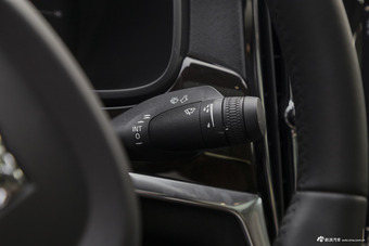 2017款沃尔沃S90 2.0T自动T4智远版