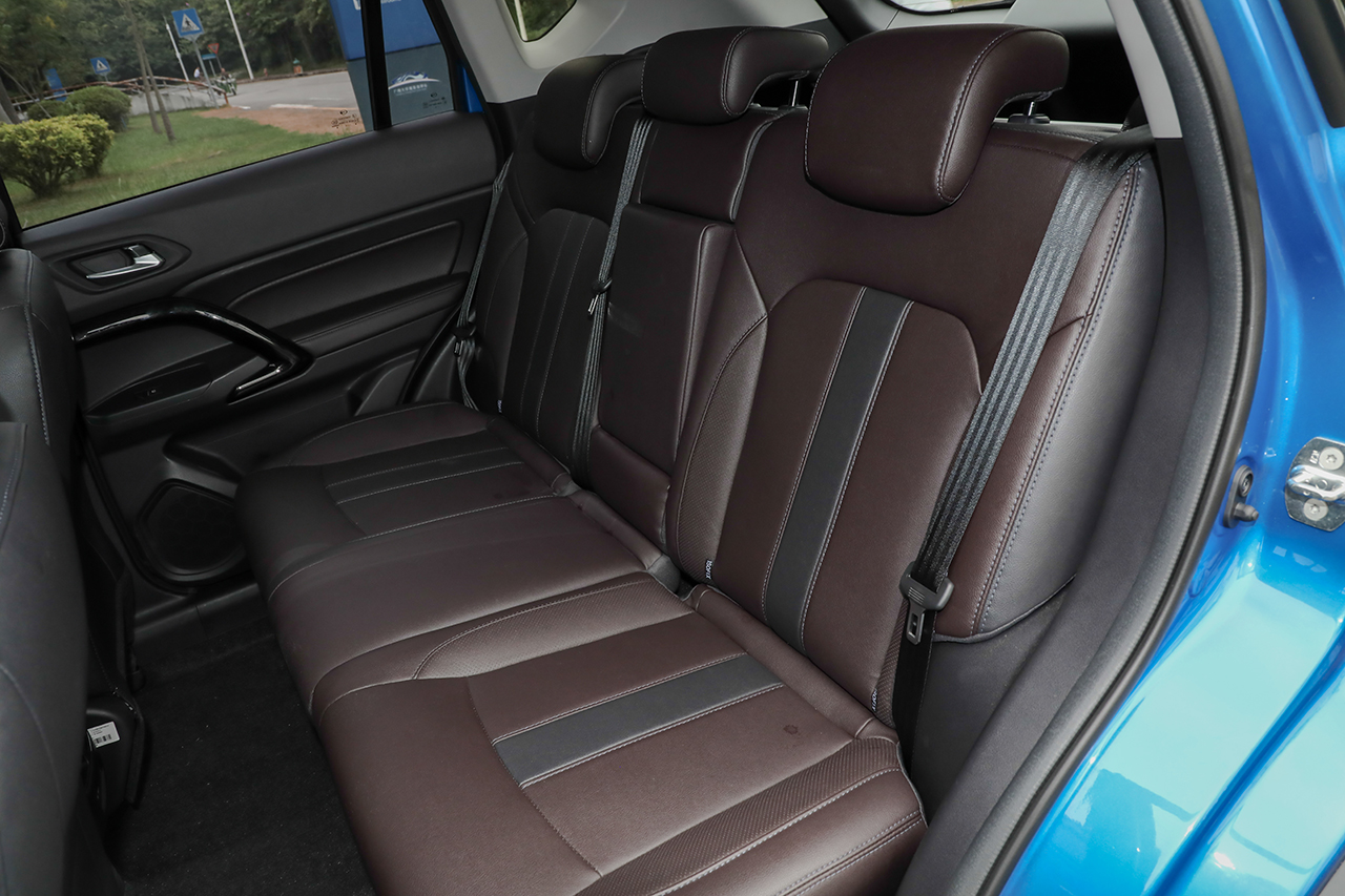 实拍|广汽丰田纯电动SUV ix4 补贴后仅16万