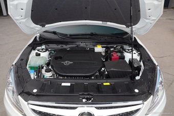 2017款海马M6 1.6L手动运动智能型