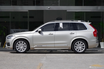2018款沃尔沃XC90升级版 2.0T自动 T6智雅版