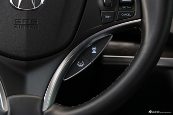 2017款讴歌MDX 3.0L自动尊驭版