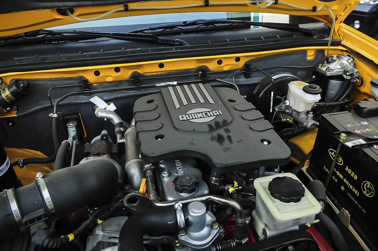 2014款瑞铃2.5T手动标准型标双排4B2-95C43