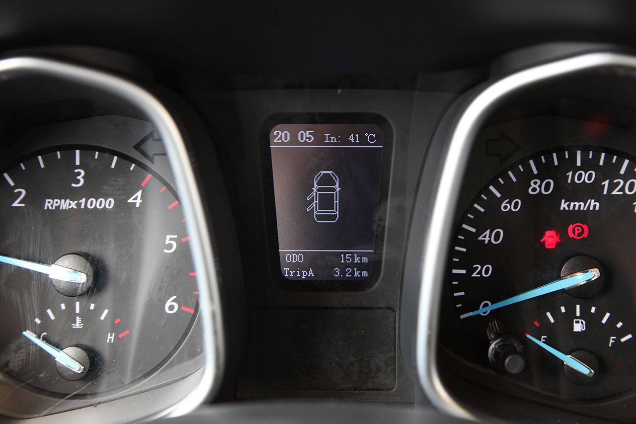 2018款领主2.5T手动柴油两驱豪华型