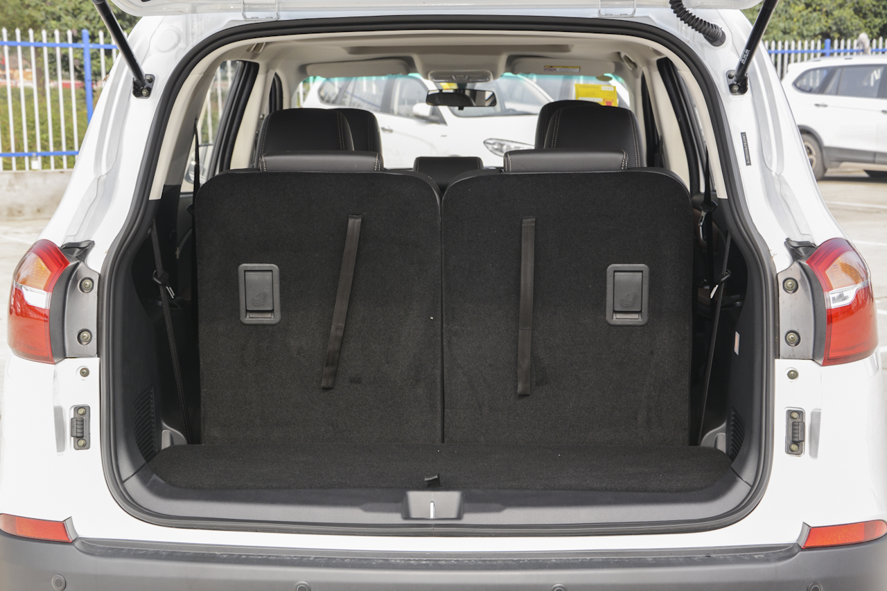 2017款斯威X7 1.5T自动智享型 