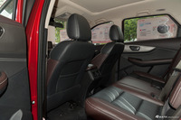 2018款风光S560 1.8L CVT智联型5座