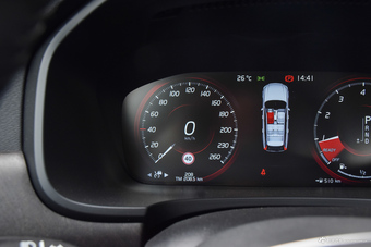 	2017款沃尔沃V90 Cross Country 2.0T自动T5 AWD智远版