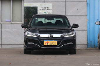 2016款本田雅阁混动2.0L自动锐尊版