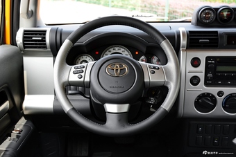 2017款丰田FJ酷路泽 4.0L