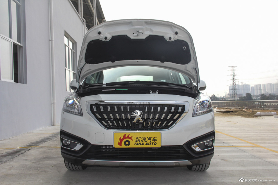 2016款标致3008 1.6THP自动经典版