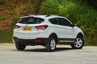 2015款海马S5 1.6L手动豪华型天窗版