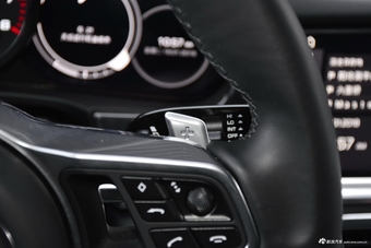 2017款保时捷Panamera 4S 2.9T自动