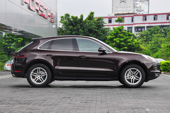 2016款保时捷Macan S 3.0T自动